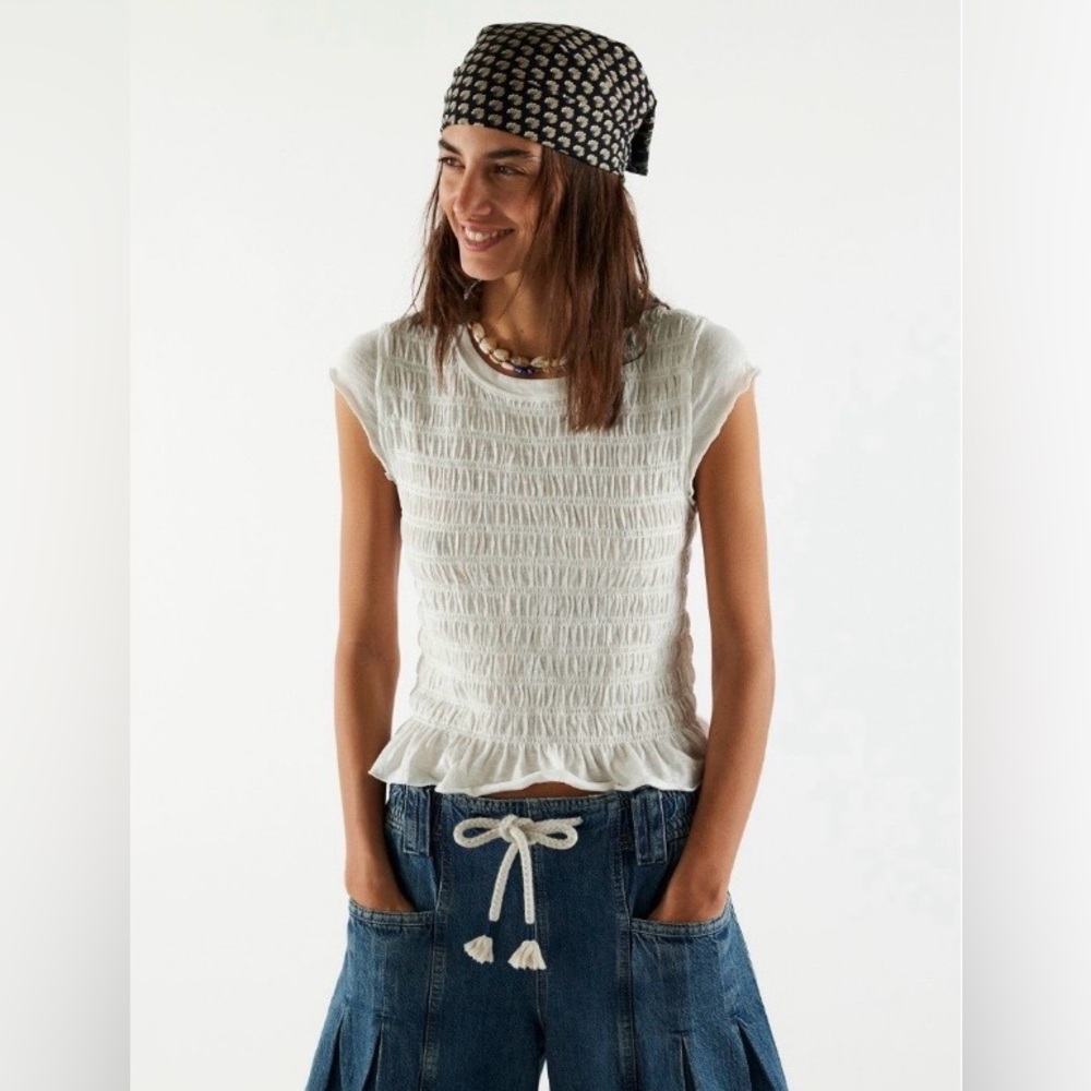 ▪️NWT We The Free Sylvie Tee in Ivory